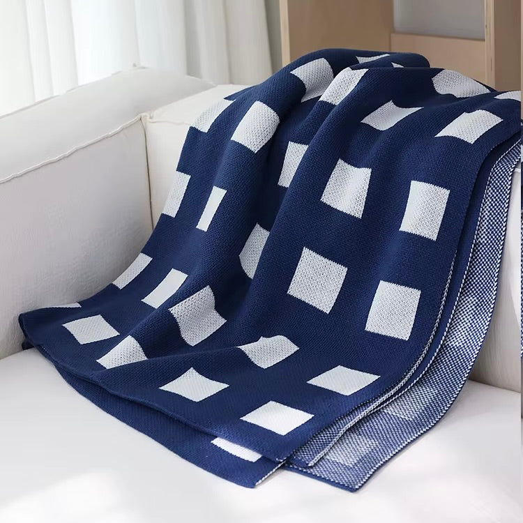 Lattice Geometric Throw