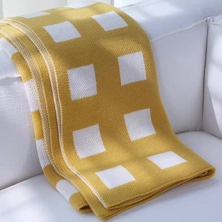 Lattice Geometric Throw