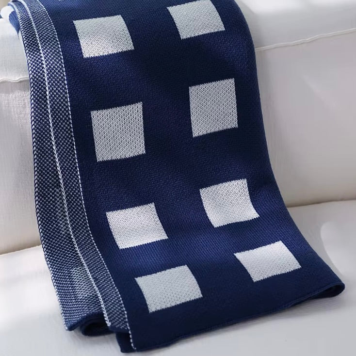 Lattice Geometric Throw