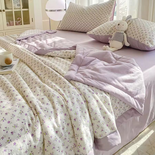 Purple Floral Breathable Quilt