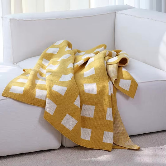 Lattice Geometric Throw
