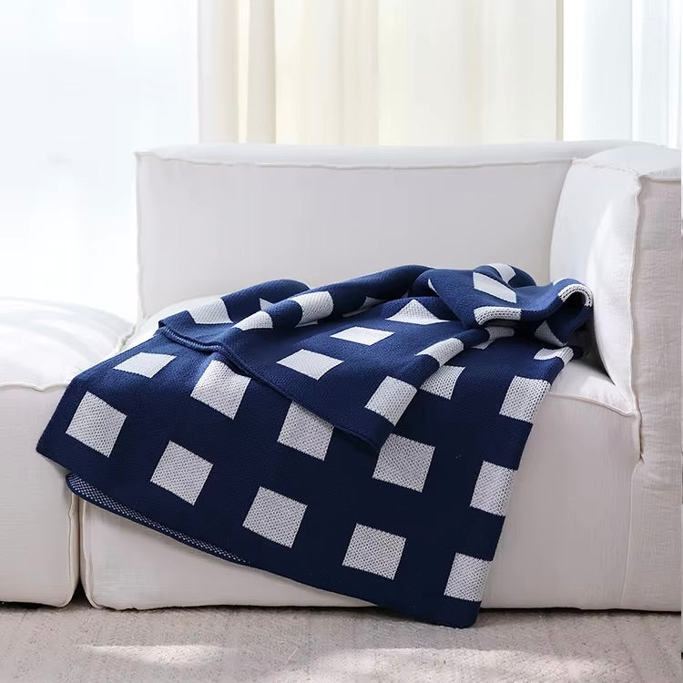 Lattice Geometric Throw